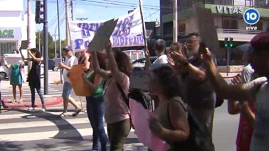 Photo of Docentes de la ciudad protestan por incumplimiento salarial y falta de pago del FONID