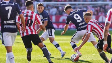 Photo of Gimnasia y Estudiantes protagonizan el clásico de La Plata