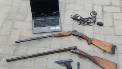 Photo of Detienen a un hombre con dos escopetas y un revolver en el interior de Córdoba