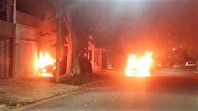 Photo of No para la violencia narco en Rosario: incendiaron 13 autos y amenazaron a Bullrich y a Pullaro