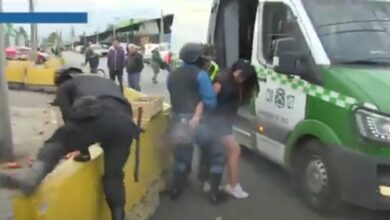 Photo of Chile: le quitó el arma a un guardia y baleó a tres personas, todo quedó filmado