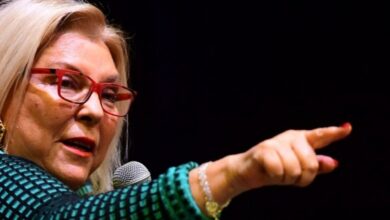 Photo of Carrió sobre el ajuste de Milei: «Es una bomba atómica para destruir a la clase media»