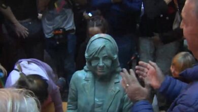 Photo of Homenaje a Sonia Torres: emplazaron una escultura en Córdoba