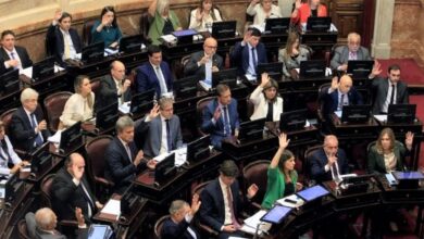 Photo of Escándalo en el Senado: tras el «dietazo», legisladores presentarán proyecto para anular el aumento