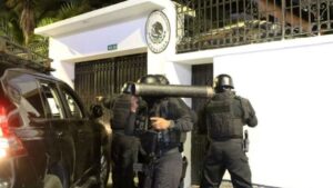 Photo of México rompe las relaciones con Ecuador tras el asalto a su embajada en Quito