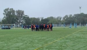 Photo of La Crema volvió a entrenarse con la mente puesta en Defensores de Belgrano