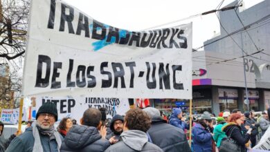 Photo of Realizan una Radio Abierta y un abrazo a Radio Nacional en defensa de los Medios Públicos