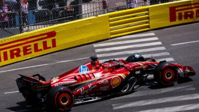 Photo of Leclerc aprovechó un error de Verstappen y se quedó con la pole en Montecarlo