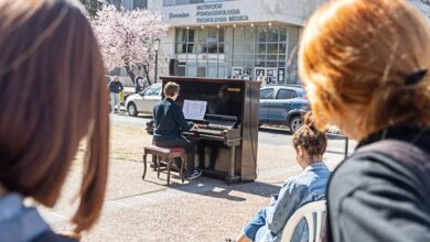 Photo of Cultura y música se unen en ‘El Boulevard de los pianos’ de la UNC