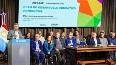 Photo of Martín Llaryora presentó un Plan de Desarrollo Educativo