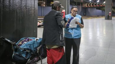 Photo of Córdoba: ¿A quién hay que llamar para ayudar a personas en situación de calle?