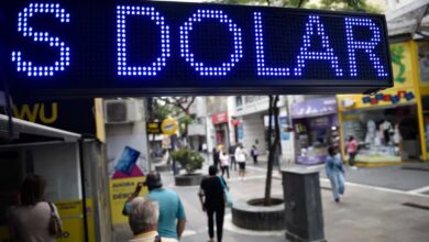 Photo of El dólar sigue subiendo: a cuánto cotizó este martes