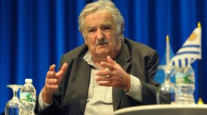 Photo of El ex presidente uruguayo José Mujica anunció que tiene cáncer de esófago
