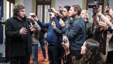 Photo of Milei sorprendió a los periodistas acreditados en Casa Rosada y volvió a defender a Pettovello