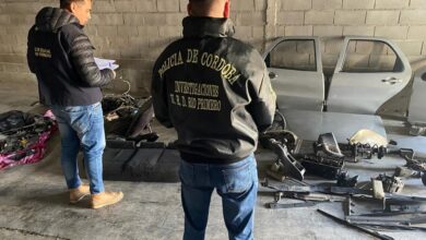 Photo of Córdoba: detienen a dos hombres con armas de fabricación casera y autopartes