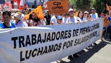 Photo of Según una encuestra tres de cada cuatro periodistas tienen sueldos de pobreza