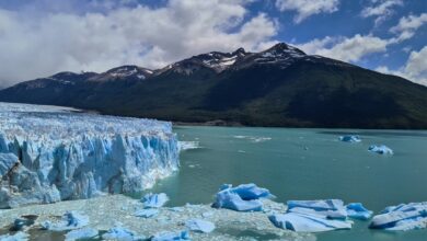 Photo of Detectaron hidrocarburos en las aguas del Perito Moreno: suspenden a un buque turístico