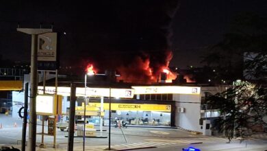 Photo of Incendio en Córdoba a metros de una estación de GNC