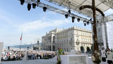 Photo of Francisco: «La democracia no goza de buena salud en el mundo actual»