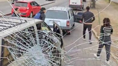 Photo of Córdoba: discutió con un colectivero, se bajó del auto, lo golpeó y destruyó el parabrisas