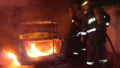 Photo of Córdoba: se incendiaron dos autos estacionados en un garage de Parque República