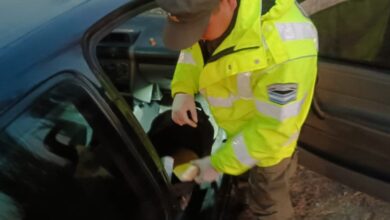 Photo of Gendarmería detuvo a dos personas por trasladar más de un kilo de cocaína