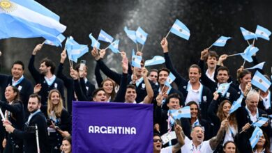 Photo of La delegación argentina desfiló en la apertura de los Juegos Olímpicos 2024