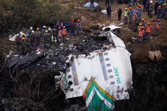 Photo of Se estrelló un avión y murieron 18 personas en Nepal