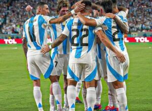 Photo of La Selección Argentina sigue en la cima del ranking FIFA