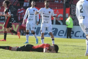 Photo of No levanta cabeza: Colón cayó ante Patronato y perdió el liderazgo de la Zona B