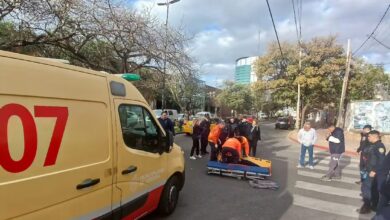 Photo of Un remisero evadió un control, chocó a una policía y se dio a la fuga