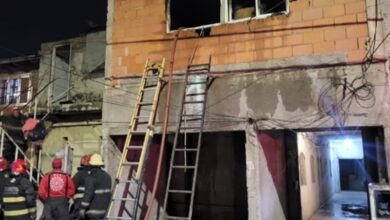 Photo of Investigan como homicidio incendio en una casa de Córdoba con un muerto y seis heridos