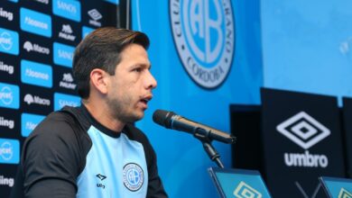 Photo of Juan Espínola fue presentado en conferencia de prensa por Belgrano