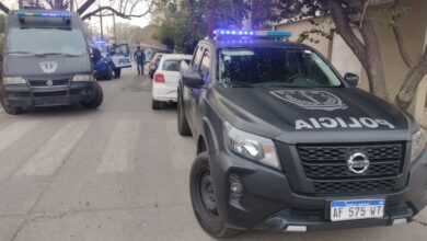 Photo of Fuerte operativo policial: 75 allanamientos en diferentes puntos de la ciudad