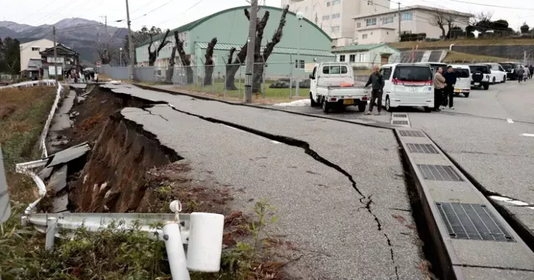 Photo of Tsunami de 50 centímetros golpeó el puerto de Miyazaki tras un terremoto de magnitud 7,1 en el suroeste de Japón