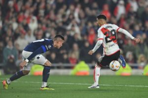 Photo of River derrotó a Talleres y aseguró su pase a cuartos de final