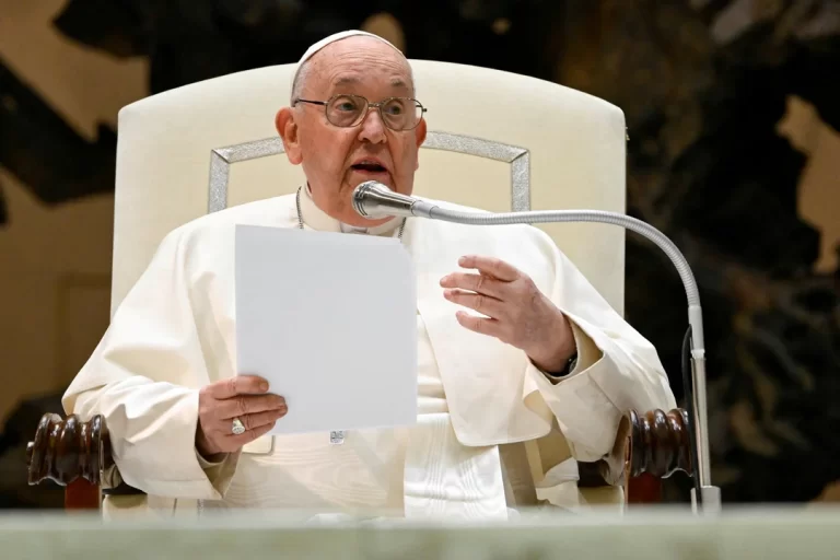 Photo of El Papa recibe por primera vez a la cúpula de la CGT