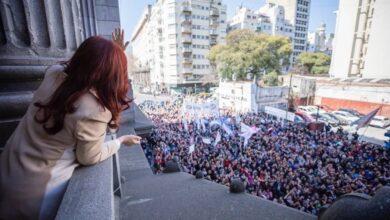 Photo of Cristina convocó a la Marcha Federal: «Miles van a marchar en defensa de su futuro»