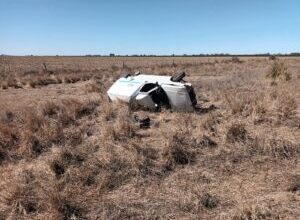 Photo of ACCIDENTE EN RUTA PROVINCIAL 3: UN HERIDO Y OPERATIVO CONJUNTO ENTRE BOMBEROS DE LAS VARILLAS Y SAN BARTOLOMÉ