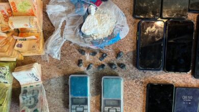 Photo of Allanamientos y detenidos en Córdoba: tarjetas bancarias, teléfonos y drogas en pañales