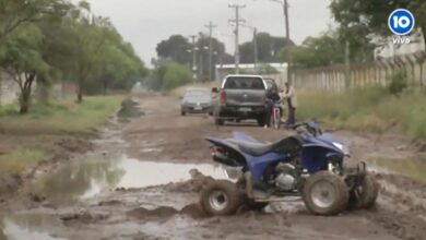 Photo of Un barrio de Córdoba incomunicado: camiones, autos y colectivos atascados en el barro