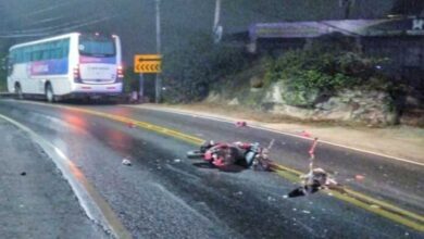 Photo of Un motociclista chocó contra un colectivo a la altura de Villa del Lago