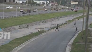 Photo of VIDEO: adolescentes tiraban piedras a los autos en la Circunvalación y terminaron detenidos