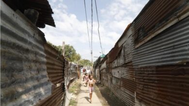 Photo of El Banco Mundial define las trampas de la pobreza en Argentina