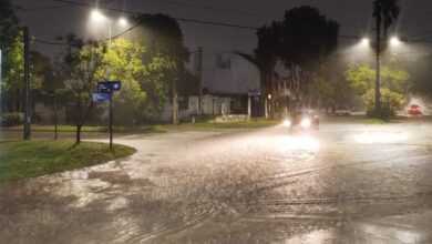 Photo of Tormenta en Córdoba: cortan Costanera, hay evacuados y cortes de luz