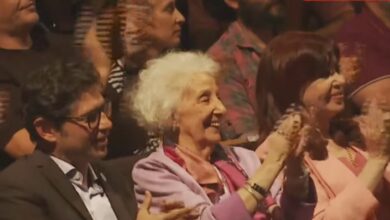 Photo of Axel Kicillof y Cristina Fernández juntos en el acto de Abuelas de Plaza de Mayo