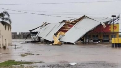 Photo of Temporal en Ordóñez: una tormenta voló techos y tumbó galpones