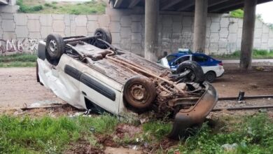 Photo of Un auto cayó al vacío en Circunvalación, a la altura del barrio Marqués de Sobremonte