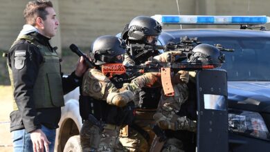 Photo of Armas no letales, el debate: personal de seguridad privada comenzará a utilizarlas