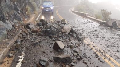 Photo of Derrumbes y desmoronamientos obligan a cortar el Camino de Altas Cumbres y la Ruta 28